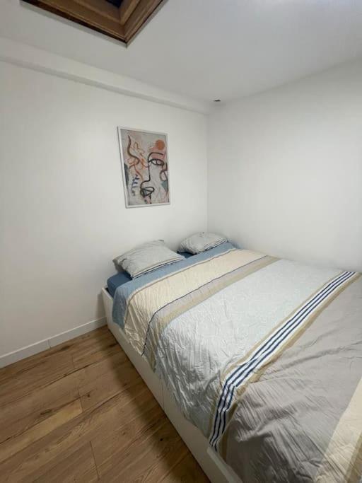 Charmant Appartement Americain Saint-Denis  Exteriör bild