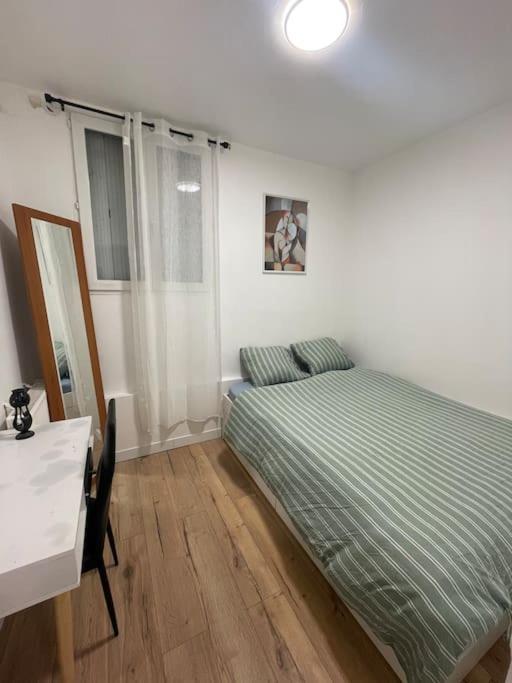 Charmant Appartement Americain Saint-Denis  Exteriör bild