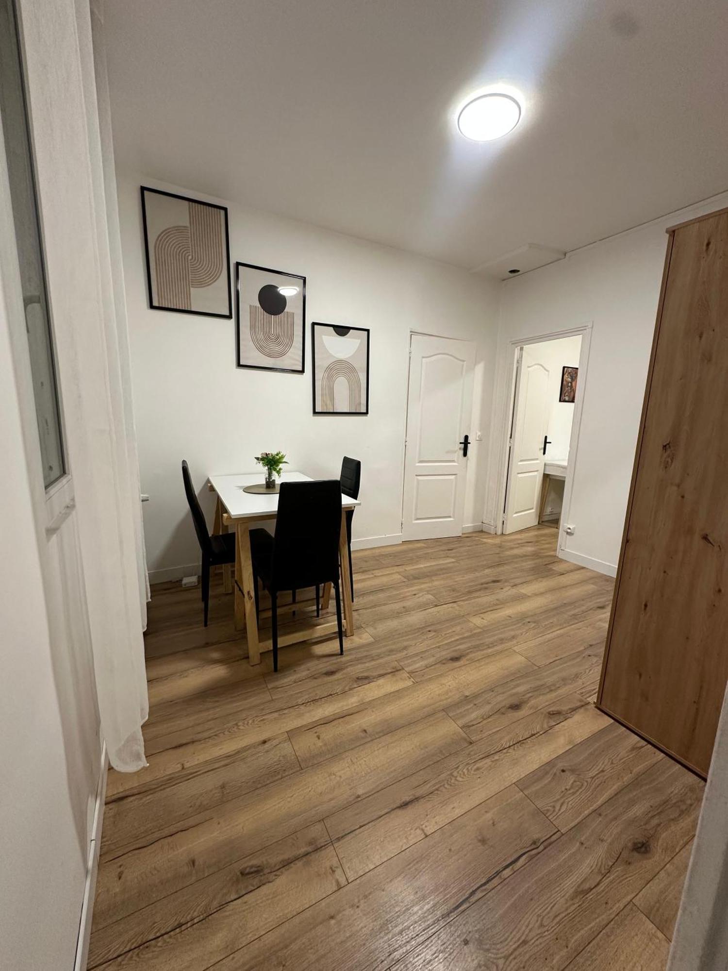 Charmant Appartement Americain Saint-Denis  Exteriör bild